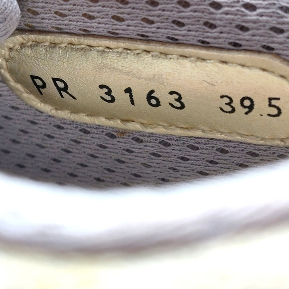*SOLD* Prada Gold Leather Mesh Sneakers 39.5 US 9 - Picture 3 of 8